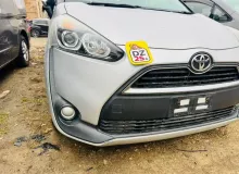 Бампер TOYOTA SIENTA 2015 5211952890B0 NCP175G 1NZFE, передний
