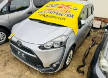 Бампер TOYOTA SIENTA 2015 5215952770B0 NCP175G 1NZFE, задний