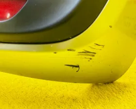 Бампер Toyota