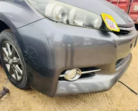 Бампер Toyota