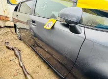 Дверь боковая TOYOTA WISH 2013 6700168030 ZGE25W 2ZRFAE, передняя правая
