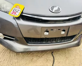 Решетка радиатора Toyota