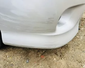 Бампер Toyota