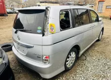 Бампер TOYOTA ISIS 2012 5215944938B0 ZGM15W 2ZRFAE, задний
