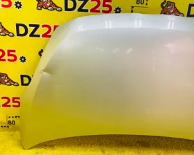 Капот Toyota