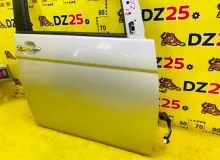 Дверь боковая TOYOTA ISIS 2012 6700144071 ZGM15W 2ZRFAE, передняя правая