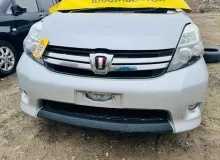 Решетка радиатора TOYOTA ISIS 2012 5310144340 ZGM15W 2ZRFAE, передняя