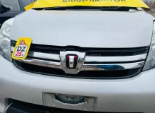 Решетка радиатора TOYOTA ISIS 2012 5310144340 ZGM15W 2ZRFAE, передняя
