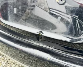 Бампер Toyota