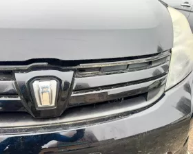 Капот Toyota