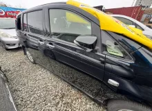 Дверь боковая TOYOTA ISIS 2013 6700144071 ZGM10W 2ZRFAE, передняя правая