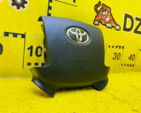 Подушка безопасности водителя Toyota