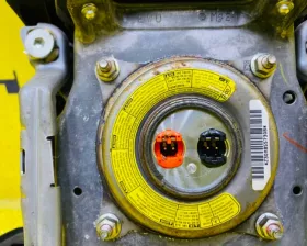 Подушка безопасности водителя Toyota