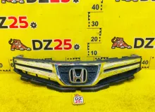 Решетка радиатора HONDA FIT SHUTTLE 2013/Цвет NH700M 71120TF7003 GG8 L15A, передняя