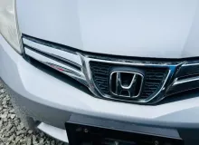 Решетка радиатора HONDA FIT SHUTTLE 2013/Цвет NH700M 71120TF7003 GG8 L15A, передняя