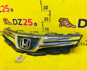 Решетка радиатора Honda