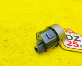 Кнопка включения 4WD Toyota