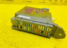 Блок предохранителей TOYOTA LAND CRUISER 2008 8273360B90 VDJ200L 1VDFTV, передний