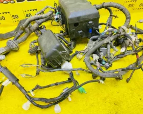 Коса под капот Toyota