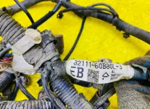 Коса под капот TOYOTA LAND CRUISER 2008 8212160D90 VDJ200L 1VDFTV, передняя