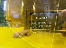 Стекло собачника TOYOTA LAND CRUISER 2008 6271060B00 VDJ200L 1VDFTV, заднее правое
