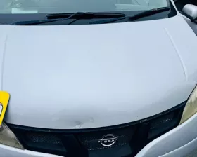 Капот Nissan