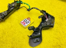 Кнопки на руль TOYOTA LAND CRUISER PRADO 2020/Цвет 070 8425060440E0 GDJ150W/GDJ150R/GDJ150L/GDJ150/GDJ151W/GDJ151/GDJ155L/GDJ155R/GDJ155/GRJ150W/GRJ150L/GRJ150/GRJ151W/GRJ151/GRJ152/KDJ150/KDJ150L/KDJ155/TRJ150W/TRJ150L/TRJ150/TRJ152/TRJ155 1GDFTV, передн