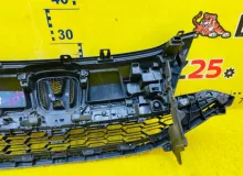 Решетка радиатора HONDA STEP WAGON SPADA 2015 71121TAAN00 RP3 L15B, передняя