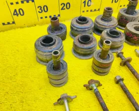 Подушка кузова TOYOTA