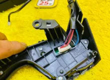 Кнопки на руль TOYOTA LAND CRUISER PRADO 2020/Цвет 070 8425060440E0 GDJ150W/GDJ150R/GDJ150L/GDJ150/GDJ151W/GDJ151/GDJ155L/GDJ155R/GDJ155/GRJ150W/GRJ150L/GRJ150/GRJ151W/GRJ151/GRJ152/KDJ150/KDJ150L/KDJ155/TRJ150W/TRJ150L/TRJ150/TRJ152/TRJ155 1GDFTV, передн