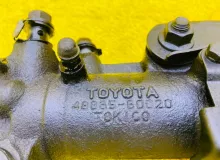 Цилиндр системы KDSS TOYOTA LAND CRUISER 2008 4888660020 VDJ200L 1VDFTV, задний Цилиндр системы KDSS TOYOTA LAND CRUISER 2008 4888660020 VDJ200L 1VDFTV, задний