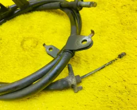 Тросик ручника Toyota