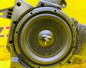Сабвуфер Toyota