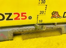 Планка под фары MITSUBISHI PAJERO 1992/Цвет B42H84 MR125264 V24 4D56, передняя