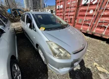 Консоль магнитофона TOYOTA WISH 2007/Цвет 1F7 5542068060 ZNE10G 1ZZFE, передний