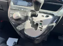 Консоль магнитофона TOYOTA WISH 2007/Цвет 1F7 5542068060 ZNE10G 1ZZFE, передний