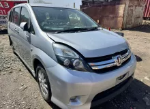 Сидение комплект TOYOTA ISIS 2012 ZGM15W 2ZRFAE, переднее