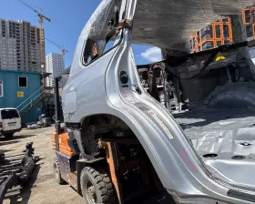 Крыло заднее Toyota