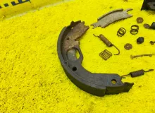 Механизм стояночного тормоза MITSUBISHI PAJERO 1992/Цвет B42H84 MB858541 V24 4D56, задний правый
