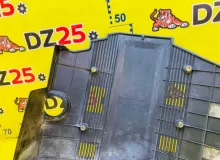 Пластиковая крышка на двс TOYOTA LAND CRUISER/LAND CRUISER CYGNUS/LX470 1999/Цвет 057 1120950080 UZJ100W 2UZFE, передняя