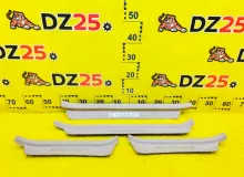 Накладка на порог TOYOTA LAND CRUISER/LAND CRUISER CYGNUS/LX470 1999/Цвет 057 6791360040A0 UZJ100W 2UZFE