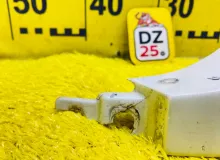 Планка под фары TOYOTA LAND CRUISER/LAND CRUISER CYGNUS/LX470 1999/Цвет 057 5251360060 UZJ100W 2UZFE, передняя левая