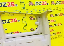 Обшивка багажника TOYOTA LAND CRUISER/LAND CRUISER CYGNUS/LX470 1999/Цвет 057 6250360040A0 UZJ100W 2UZFE, задняя правая