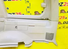 Обшивка багажника TOYOTA LAND CRUISER/LAND CRUISER CYGNUS/LX470 1999/Цвет 057 6250360040A0 UZJ100W 2UZFE, задняя правая
