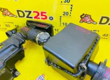 Корпус воздушного фильтра TOYOTA LAND CRUISER/LAND CRUISER CYGNUS/LX470 1999/Цвет 057 1770050170 UZJ100W 2UZFE, передний