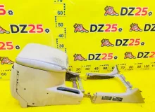 Бардачок между сиденьями TOYOTA LAND CRUISER/LAND CRUISER CYGNUS/LX470 1999/Цвет 057 5890160280A0 UZJ100W 2UZFE, передний