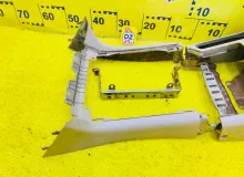 Бардачок между сиденьями TOYOTA LAND CRUISER/LAND CRUISER CYGNUS/LX470 1999/Цвет 057 5890160280A0 UZJ100W 2UZFE, передний
