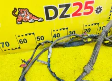 Датчик пневмоподвески TOYOTA LAND CRUISER/LAND CRUISER CYGNUS/LX470 1999/Цвет 057 8216560131 UZJ100W 2UZFE