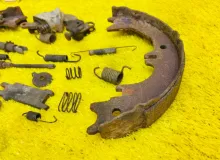 Механизм стояночного тормоза TOYOTA LAND CRUISER/LAND CRUISER CYGNUS/LX470 1999/Цвет 057 UZJ100W 2UZFE, задний левый