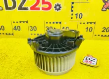 Мотор печки HONDA SHUTTLE 2015/Цвет NH700M 79310T5A003 GK8 L15B, передний